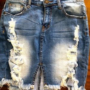 Machine Distressed Jean mini skirt front slit